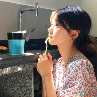 抓住救命稻草的野兽们
